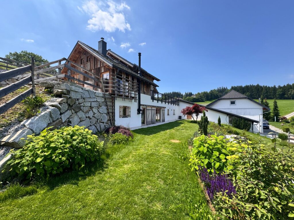 Troadkastn mit Garten